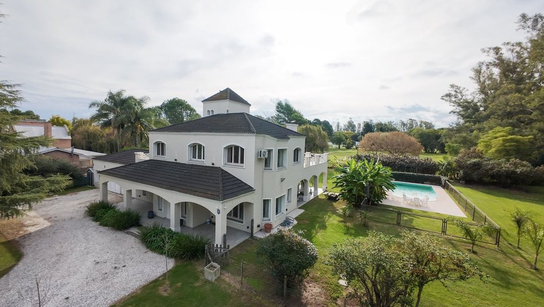 Se vende casa en La Cheltonia Venado Tuerto