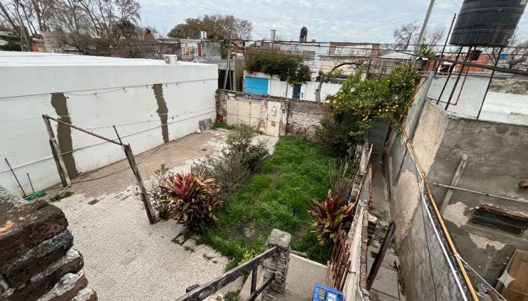 OPORTUNIDAD VENTA 3 DORMI A REFACCIONAR