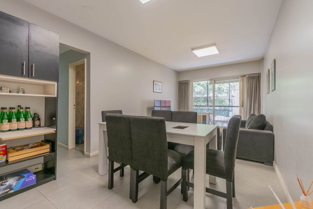 Venta departamento 3 ambientes con balcón Recoleta