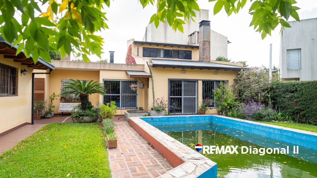 CASA EN VENTA EN VILLA DEL PLATA