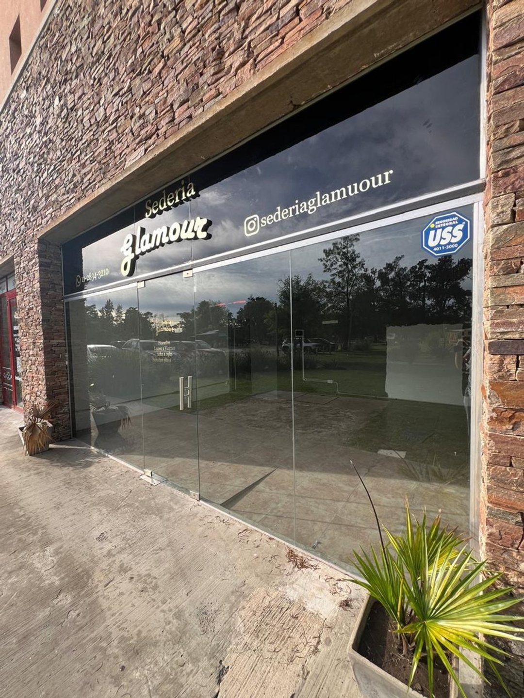 ALQUILER LOCAL COMERCIAL EN PUEBLO CAAMAÑO PILARL