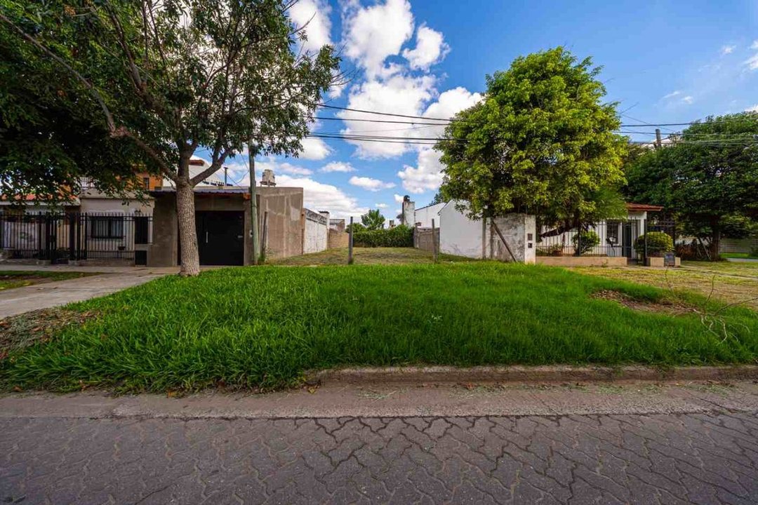 TERRENO EN VENTA EN BAIGORRIA BARRIO SANTA RITA