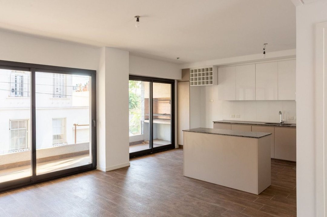 VTA FLORES 5 AMB DIVI PATIO BALCON ESTRENAR COCHER