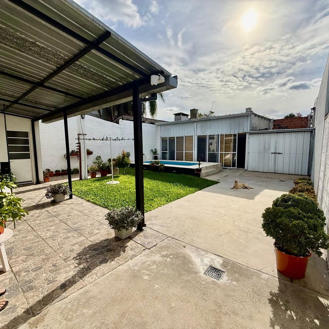 VENTA Casa 4 amb  IMPECABLE Quincho y Pileta TIGRE