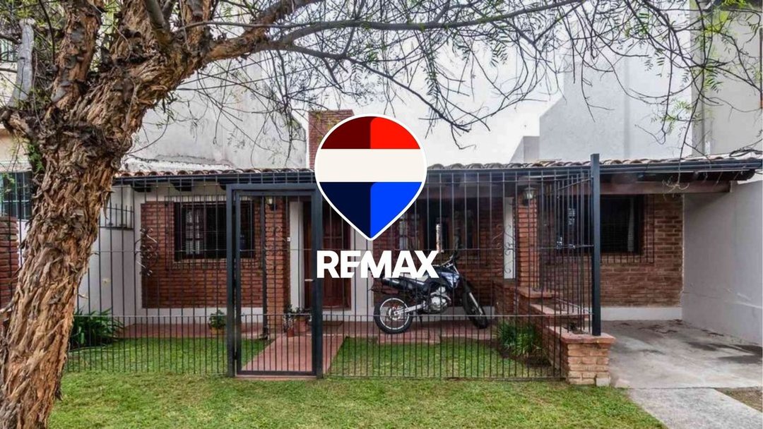 CASA EN VENTA EN GRAND BOURG 3 DORMITORIOS