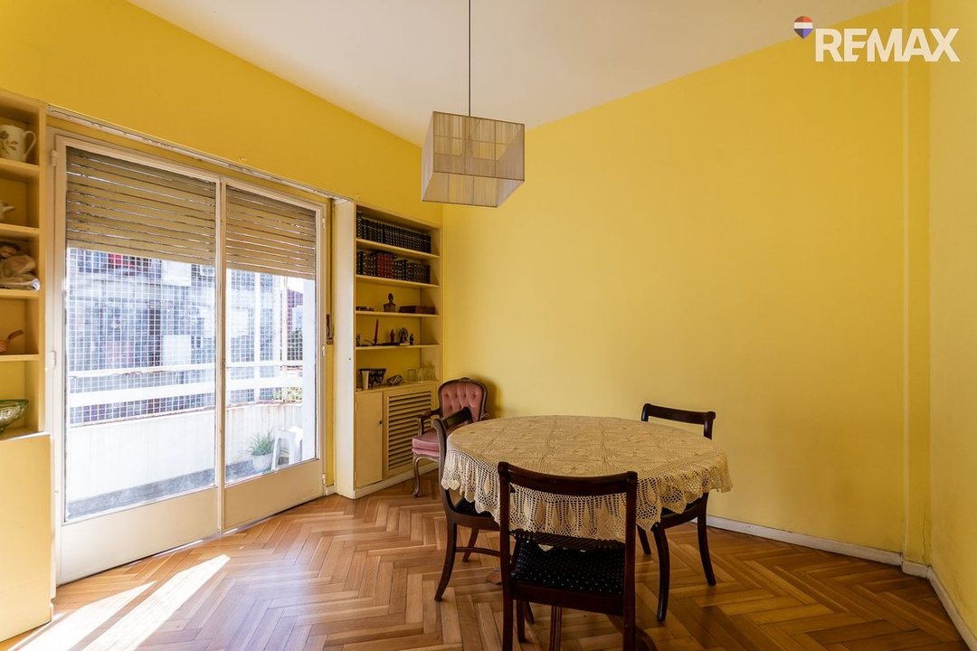 VENTA DEPTO 2 AMB CON BALCON CORRIDO