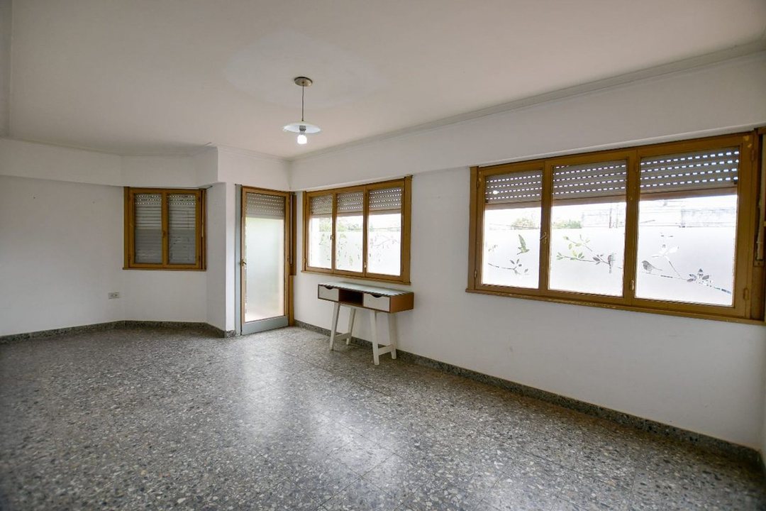 DEPARTAMENTO EN VENTA GONNET 2 DORMITORIOS.