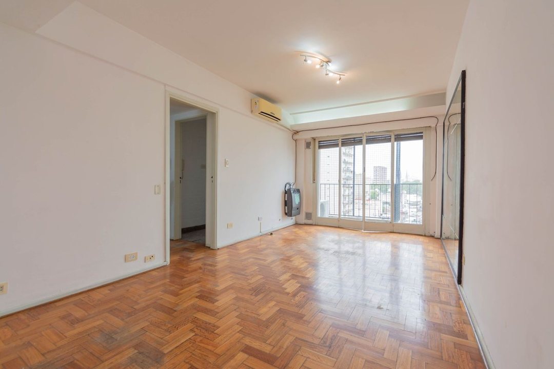 Venta Caballito Departamento 3 amb con 2 balcones