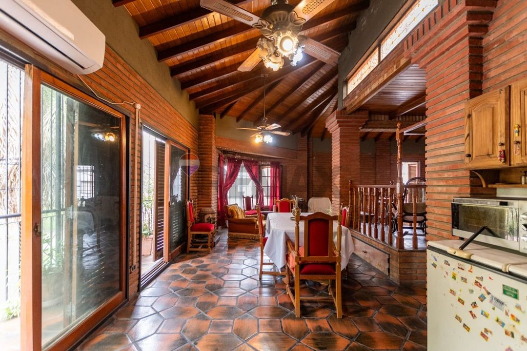 VENTA CASA 3 AMB CON PATIO BALCON COCH SAN MARTIN