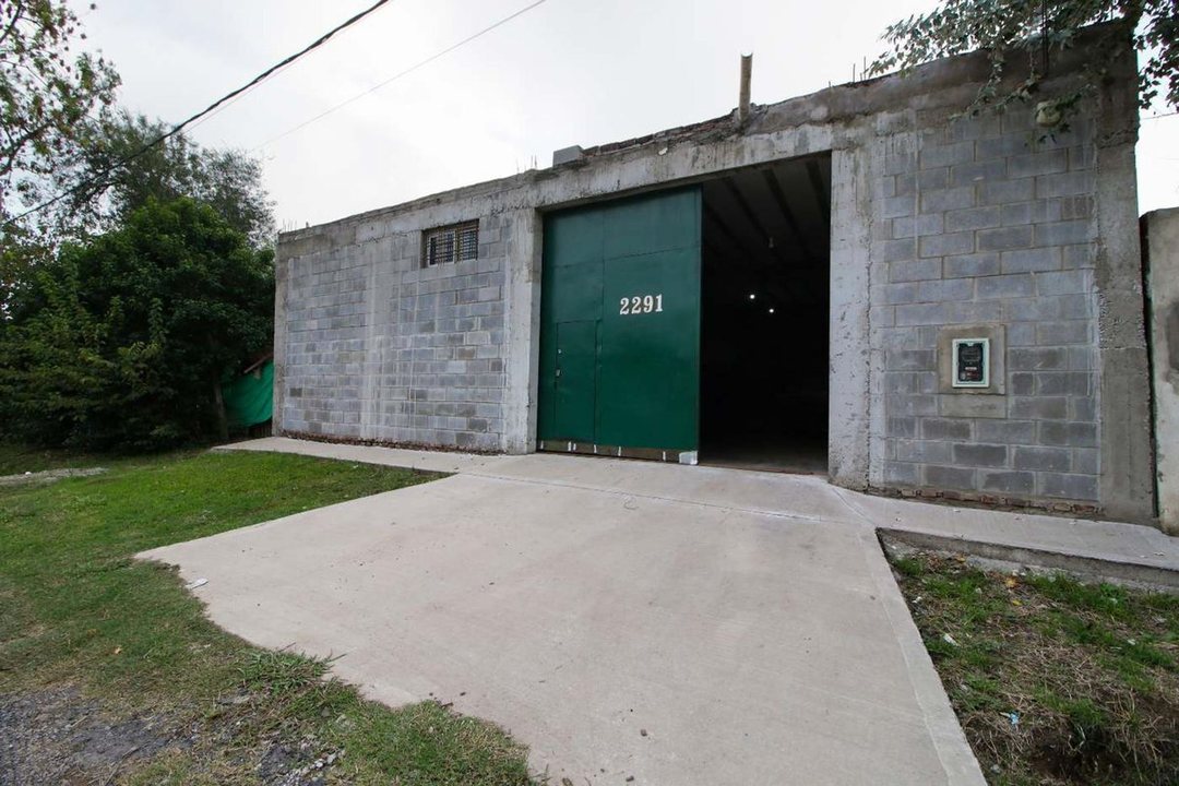 VENTA PILAR DEPOSITO/TALLER TERRENO PROPIO