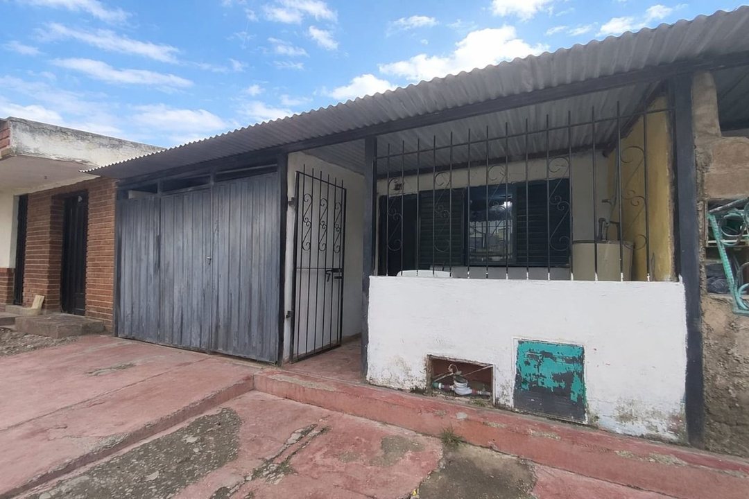 CASA ALTO COMEDERO
