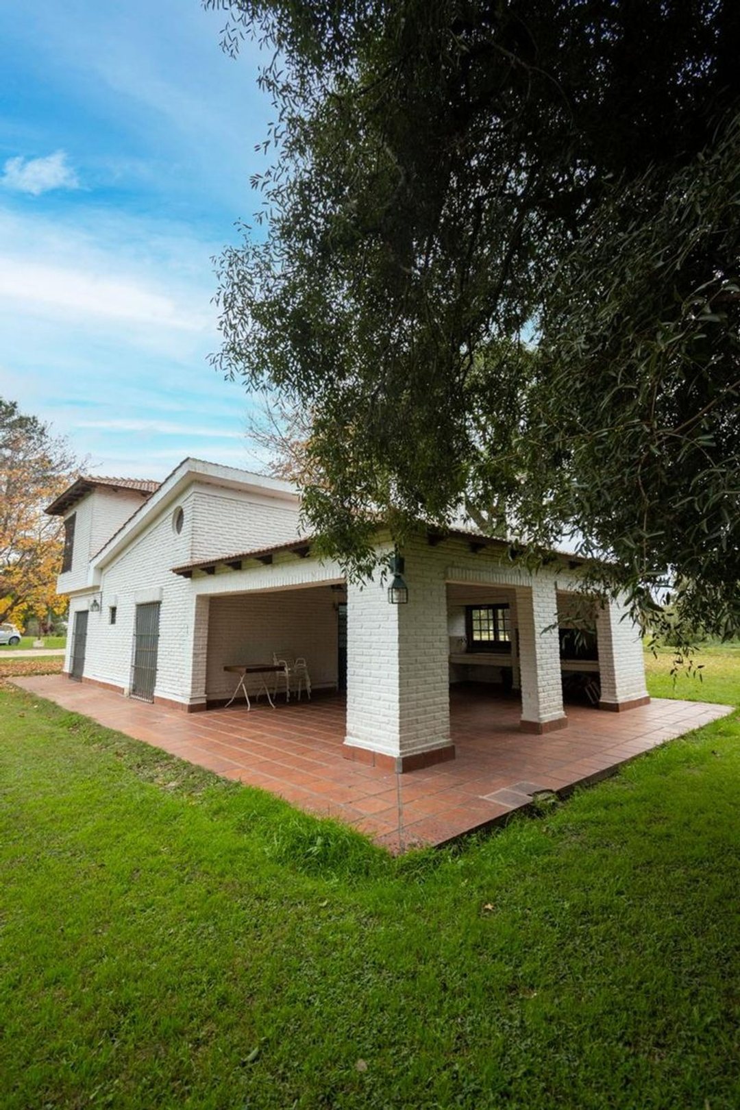 CASA QUINTA EN COUNTRY UBAJAY.