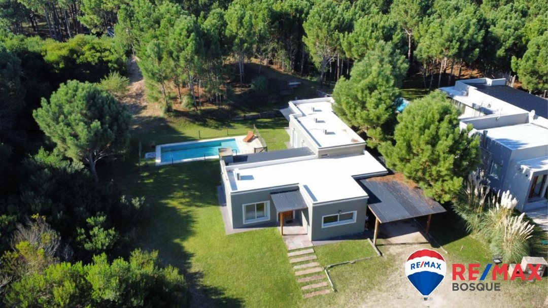 VENTA CASA COSTA ESMERALDA