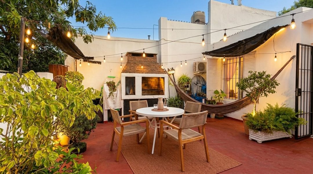 VENTA CASA 4 AMB C/ESCRITORIO TERRAZA LOTE PROPIO