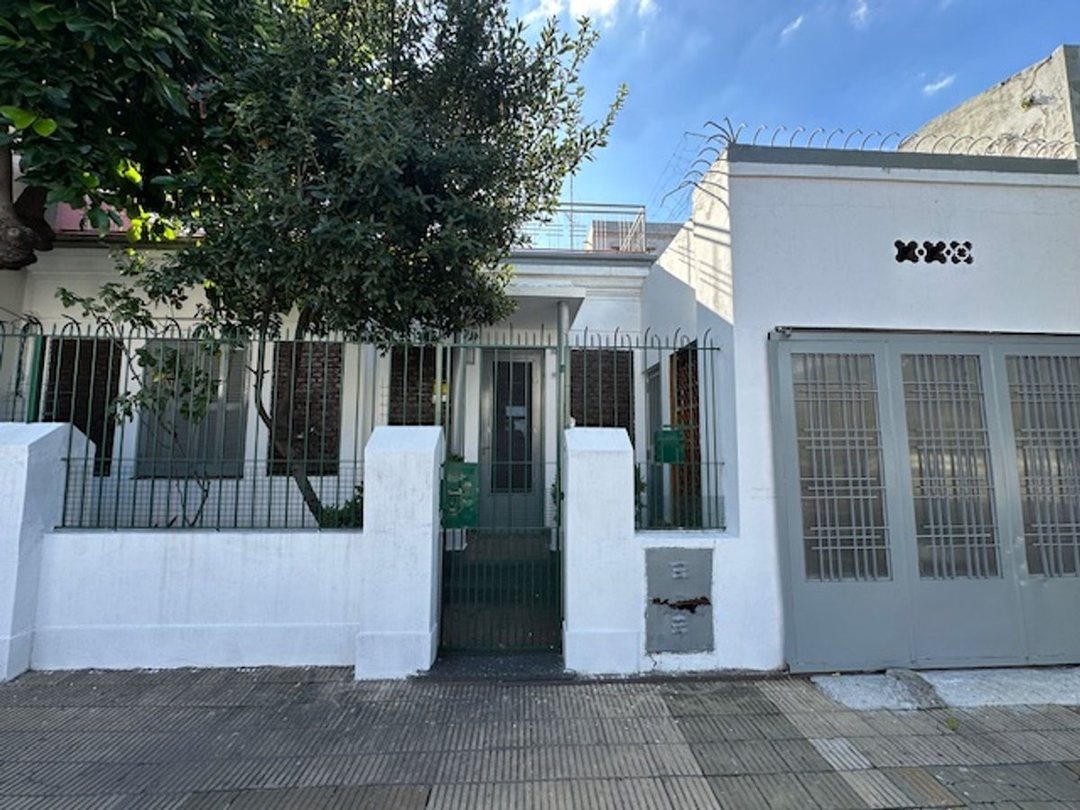 VENTA CASA 3 AMB Y GARAGE APTO CREDITO SAN MARTIN