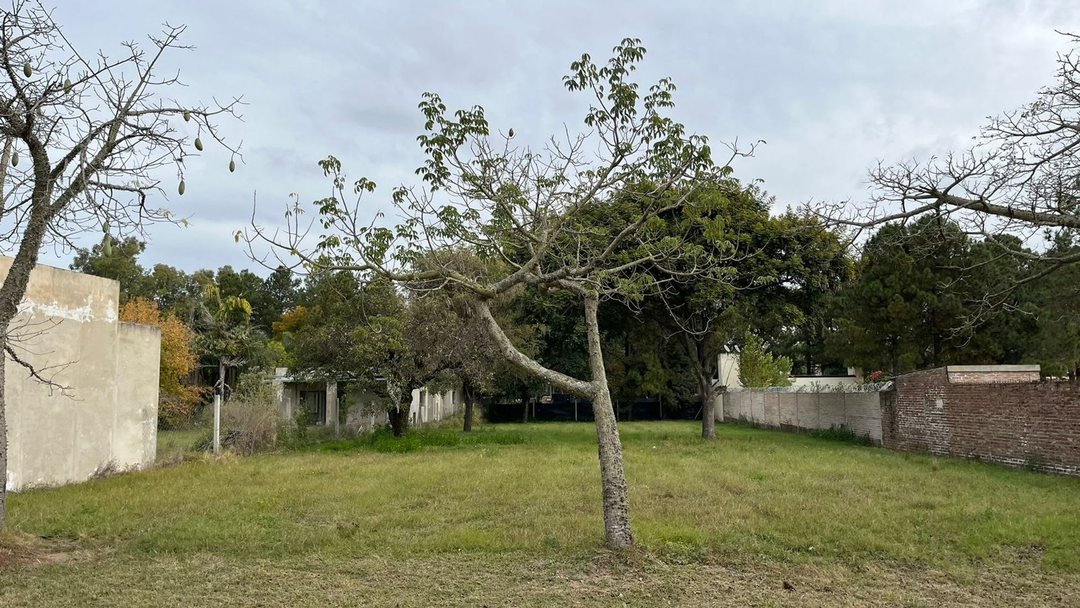 VENTA LOTE BV. BOSQUE LASALLE, COLASTINÉ