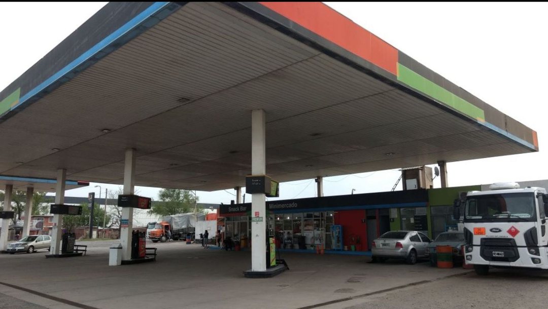 VENTA ESTACION DE SERVICIO EXCELENTE UBICACION