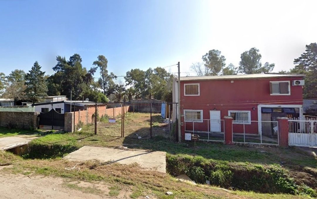 TERRENO EN VENTA FUNES SOBRE AV. IILIA 300M2