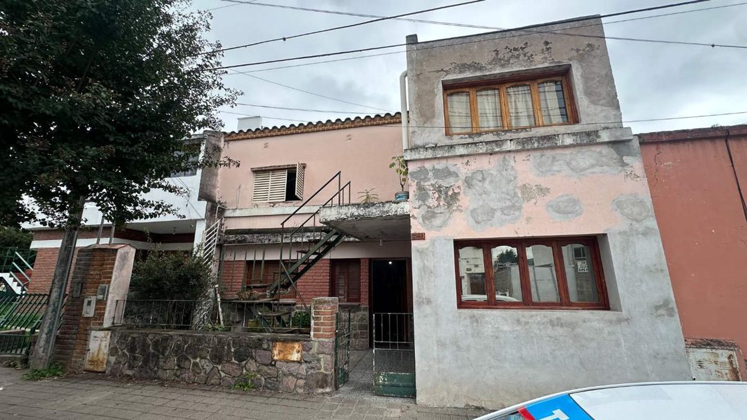 VENTA CASA + DTOS EN B° CIUDAD DE NIEVA