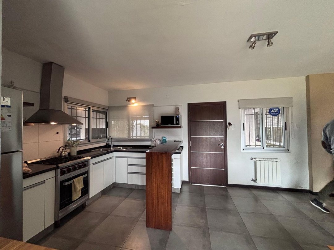 VENTA CASA 3 DORMITORIOS IBARLUCEA CON PILETA