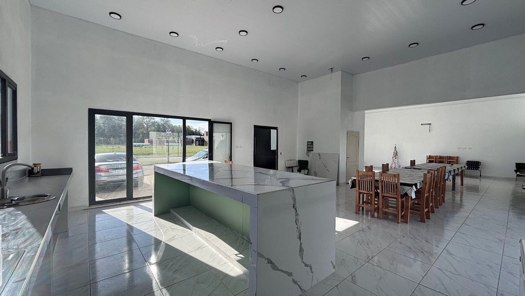 VENTA CASA 5 AMB PISCINA CONDOMINIO SAN FERMIN