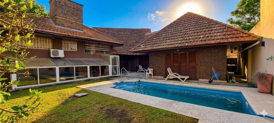 VENTA CASA 4 AMBIENTES VILLA SARMIENTO