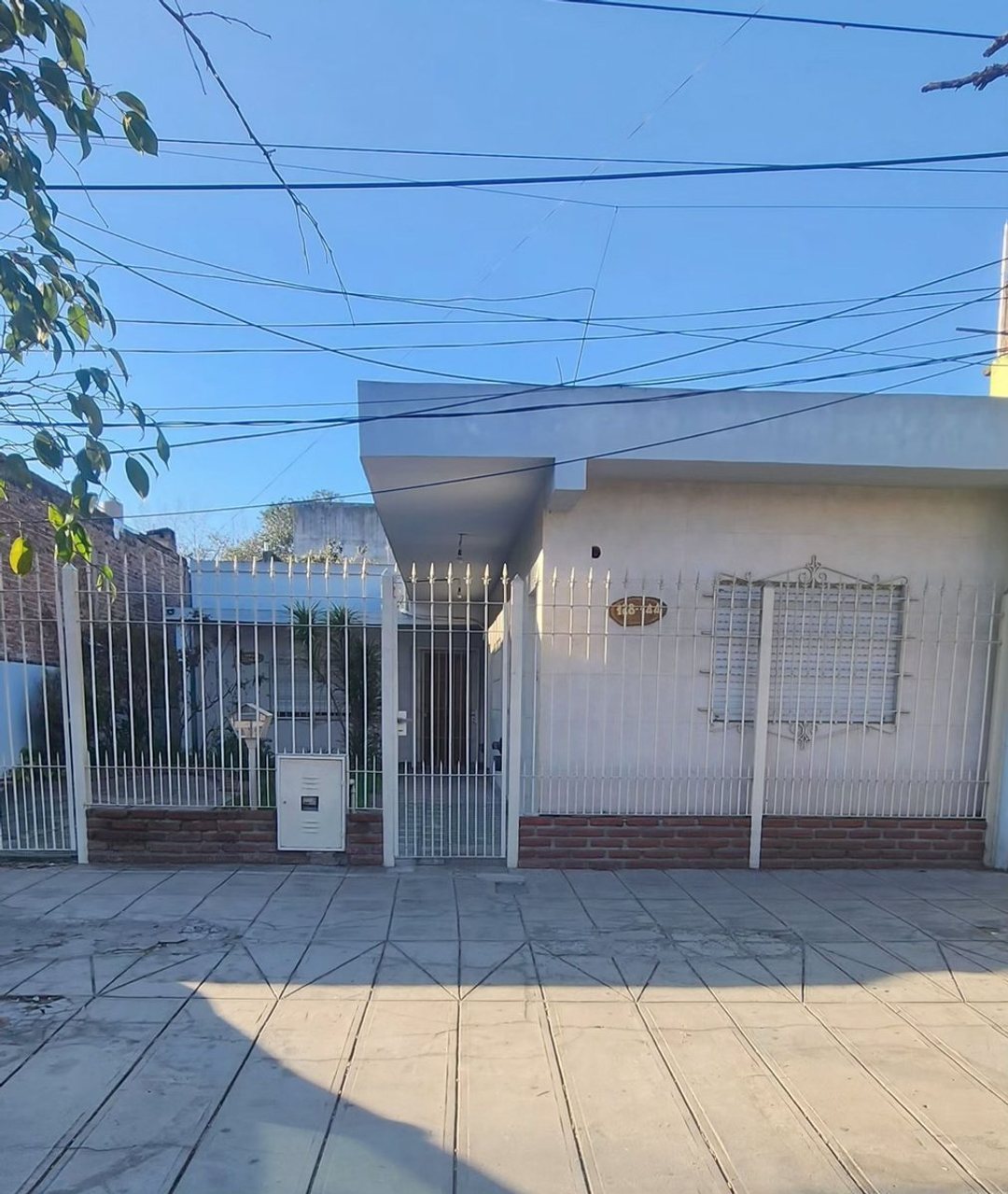 VENTA CASA 5 AMB EN EZEIZA - APTO CREDITO -PERMUTA