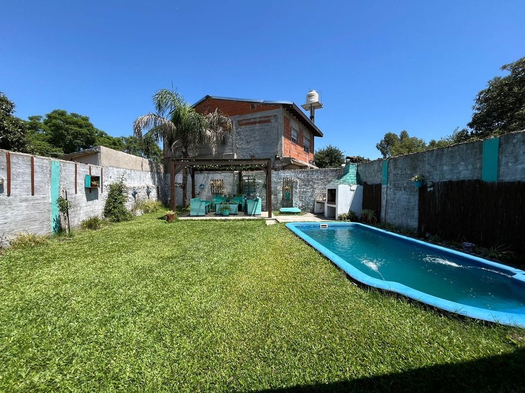 VENTA CASA 4 AMBIENTES ITUZAINGO SUR APTO CREDITO