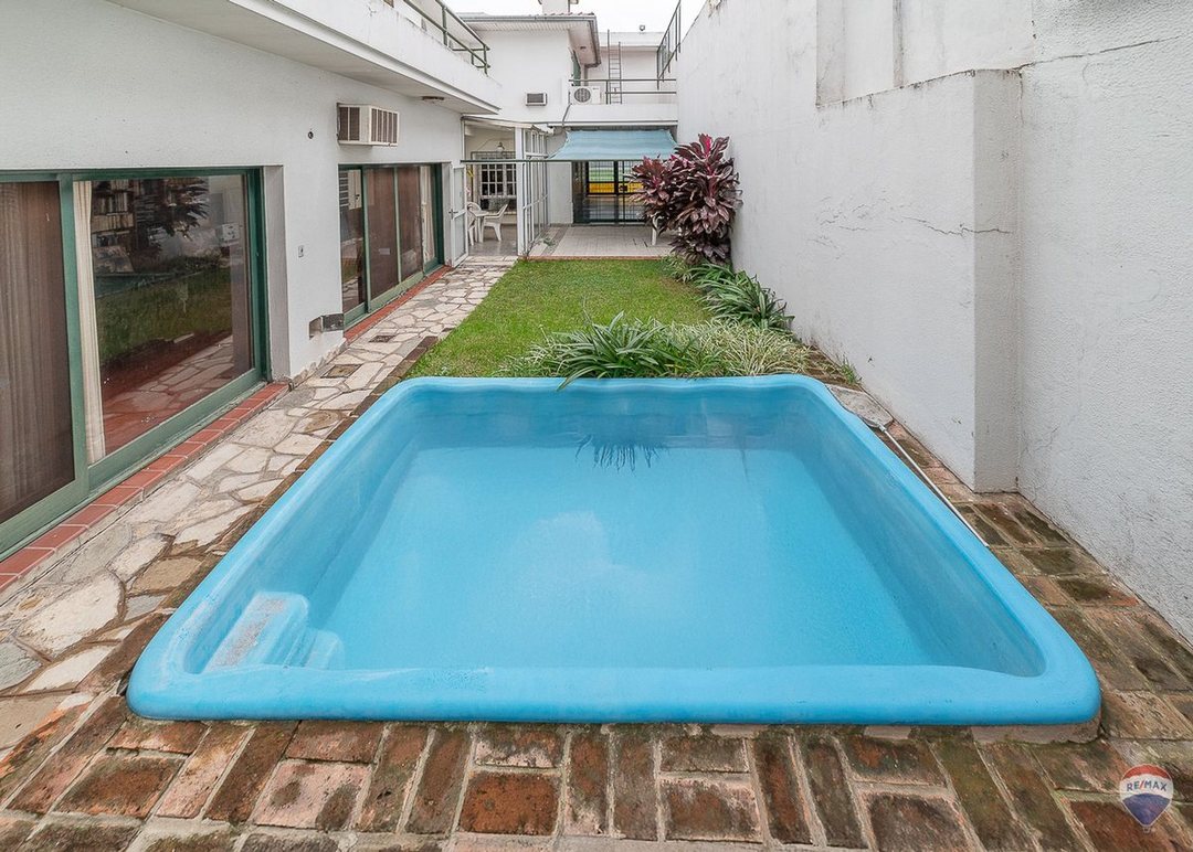 Venta casa 5 amb con quincho y pileta Mataderos
