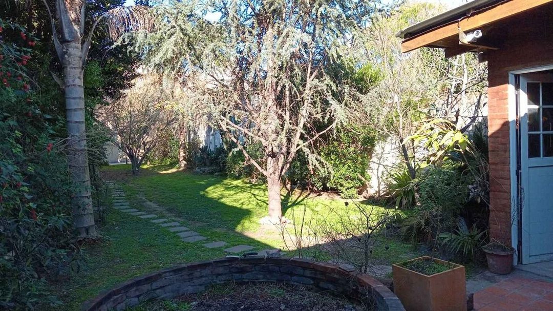 Casa 5 Dormitorios El Palomar  Parque Apto Crédito