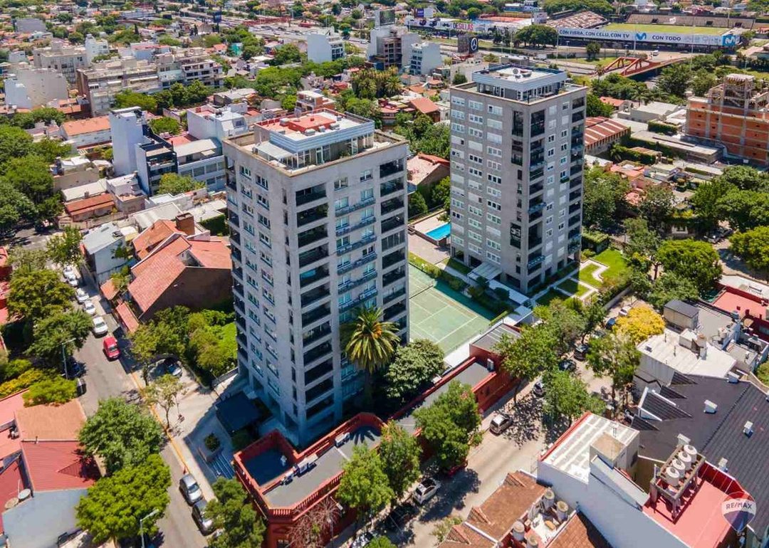 Venta departamento con Terraza propia