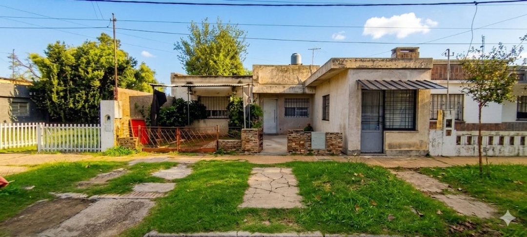 Casa en venta dos dormitorios, paitio. Alvear