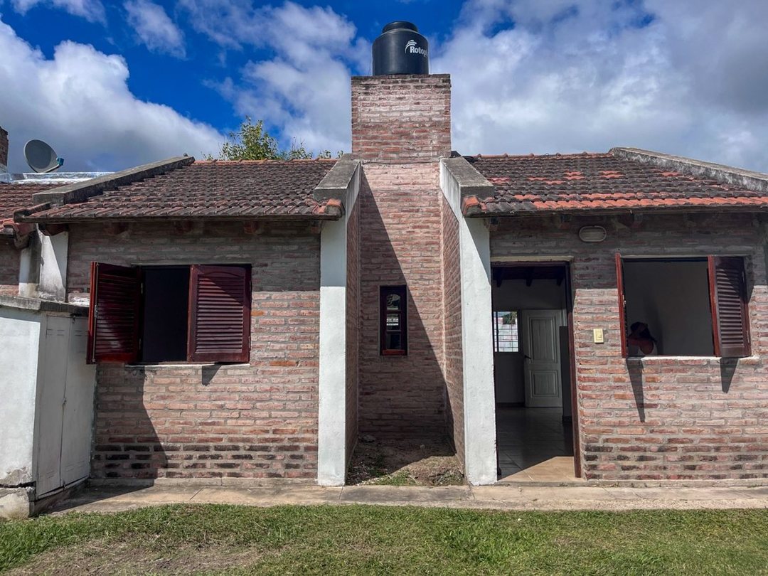 Casa de 2 dormitorios en condominio privado