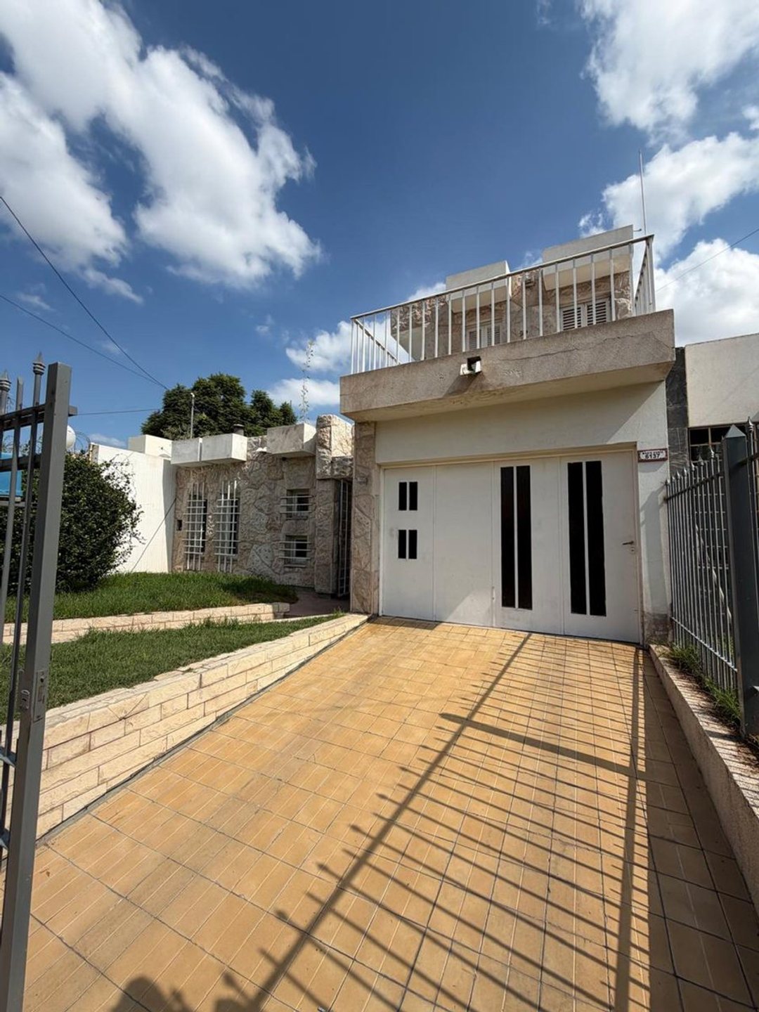 VENTA CASA BARRIO SANTA ANA GUAYMALLÉN
