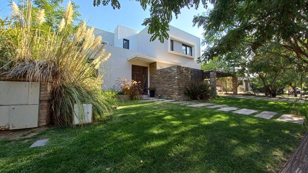 Casa en venta - Barrio Liceo 4 - Luján de Cuyo