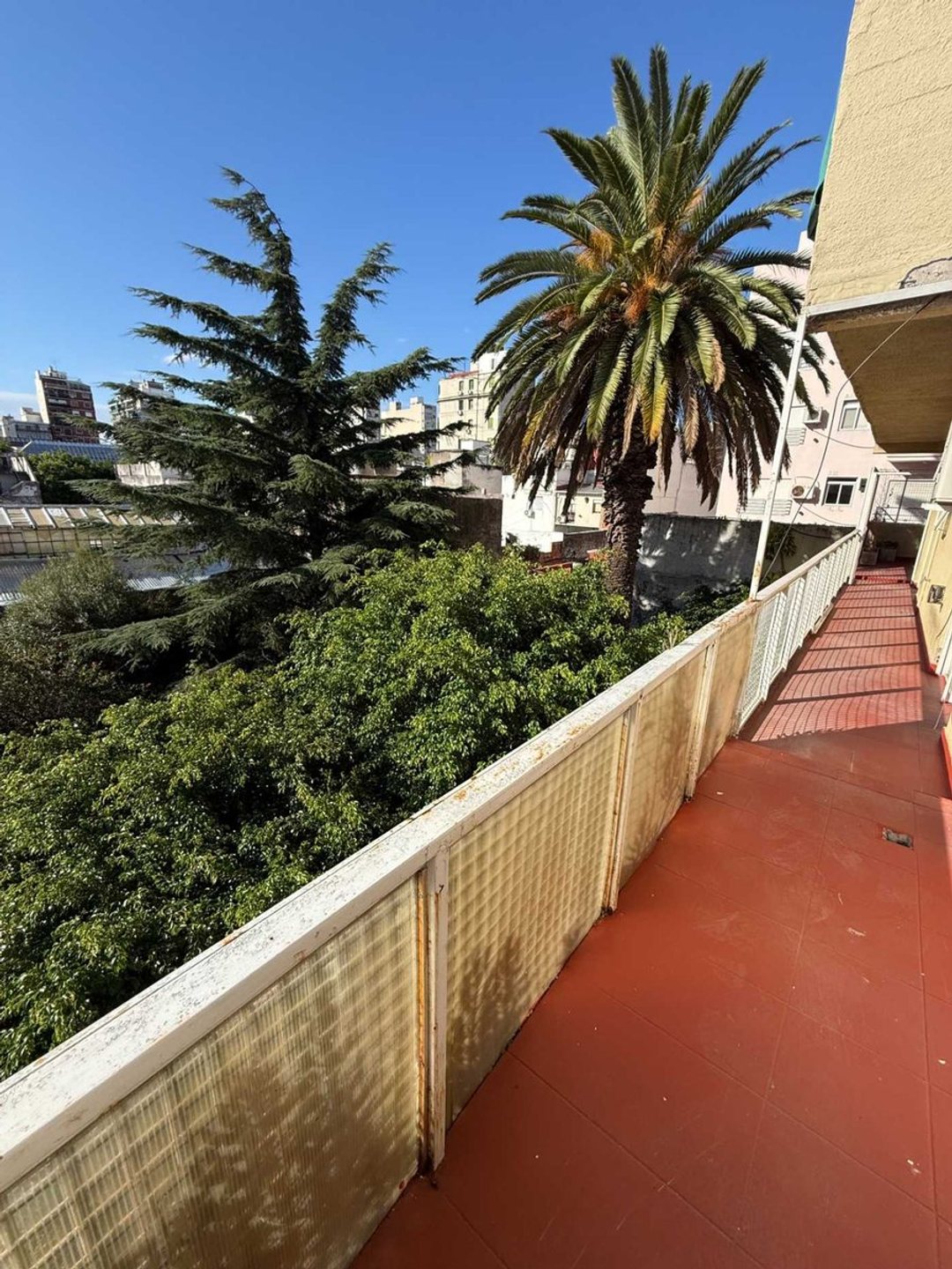 DEPARTAMENTO VENTA  3 AMBIENTES C/BALCON Y TERRAZA