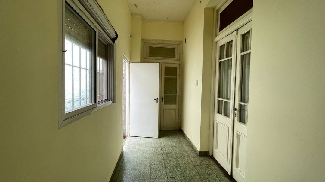 VENTA CASA 3 AMBIENTES VILLA MAIPU GARAGE Y PATIO