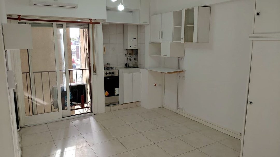 VENTA MONO AMBIENTE MUY BIEN UBICADO PATERNAL