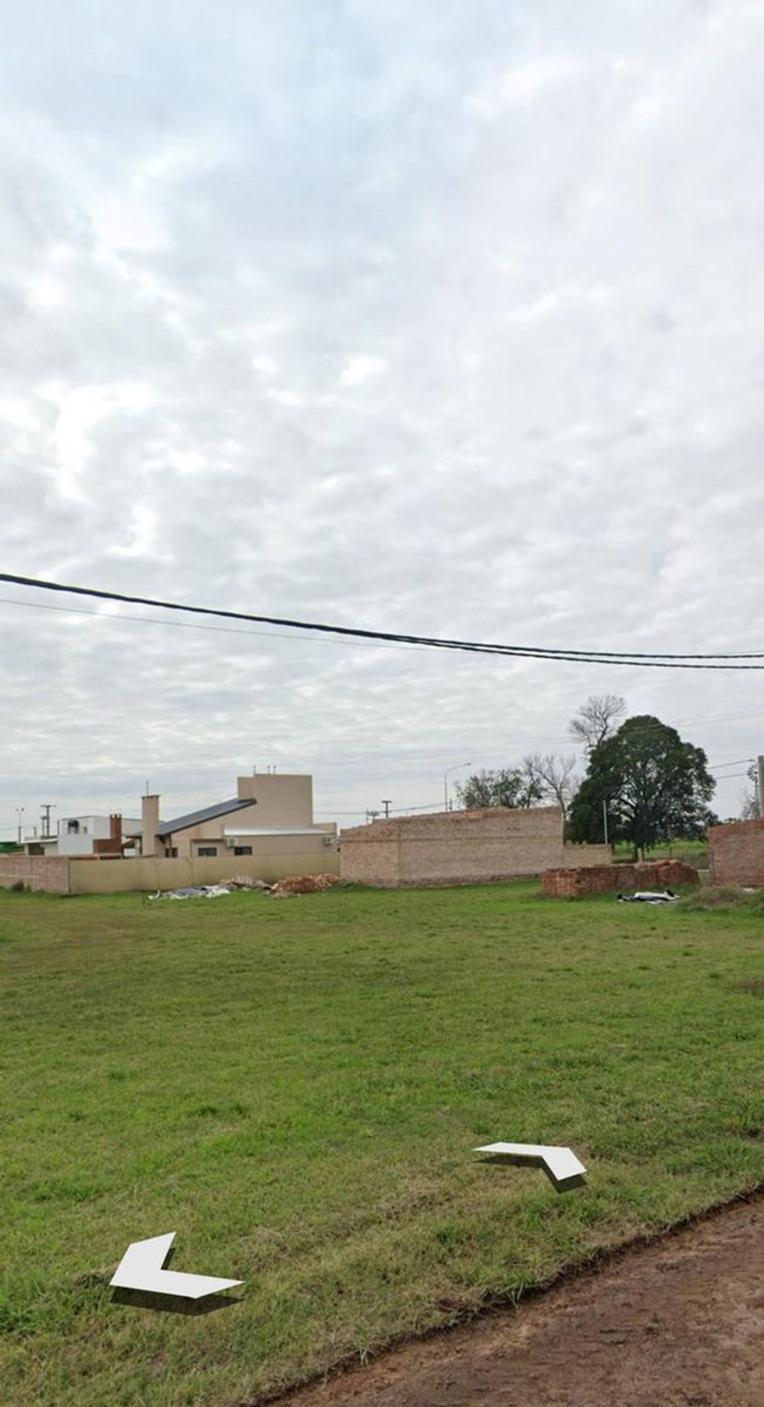 VENTA LOTE BARRIO SUR -  HUMBOLDT