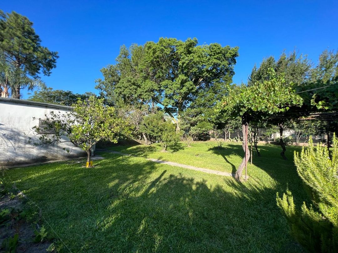 Venta Casa quinta con pileta Altos del Sauce
