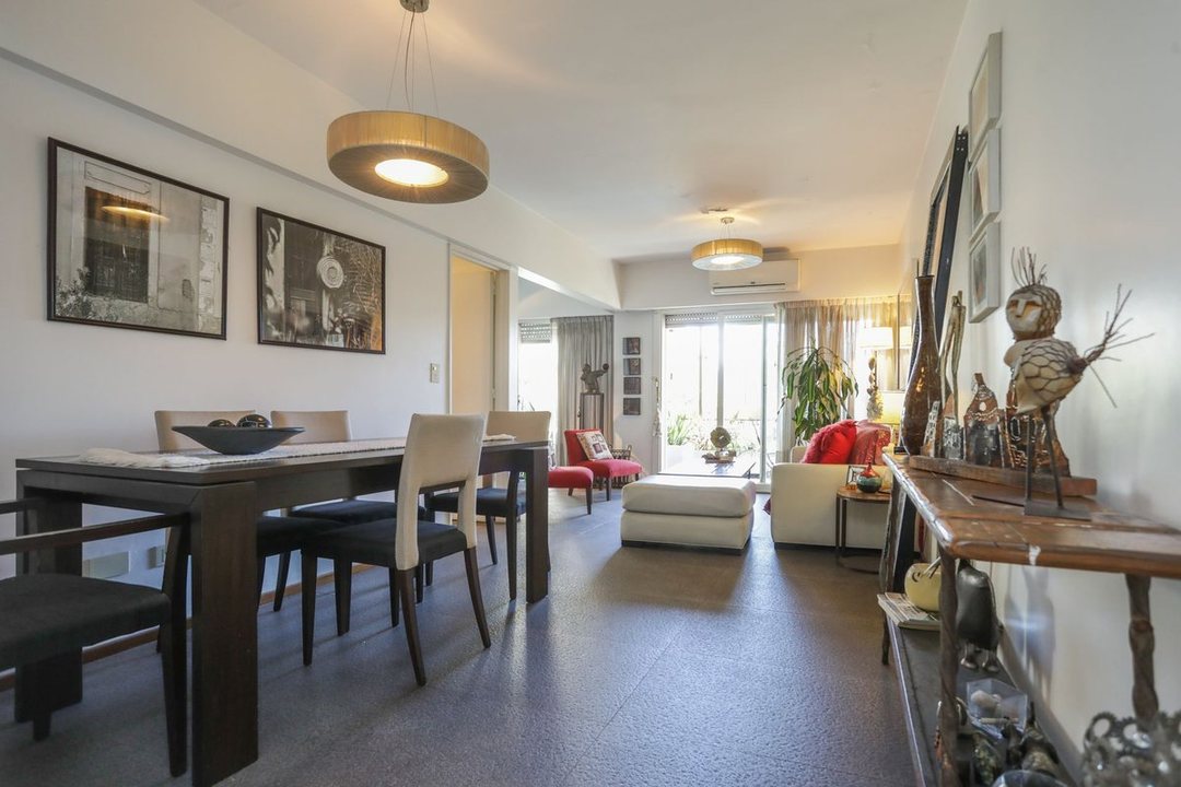 Venta Hermoso 4 ambientes con cochera San Telmo