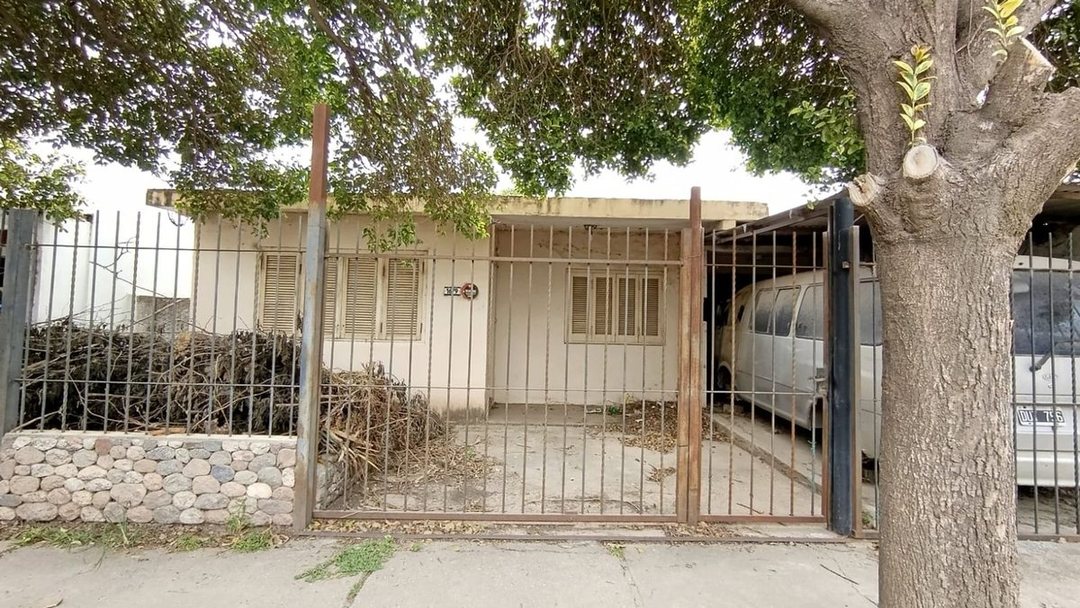 VENTA CASA DOS DORMITORIOS VILLA UNIÓN CÓRDOBA