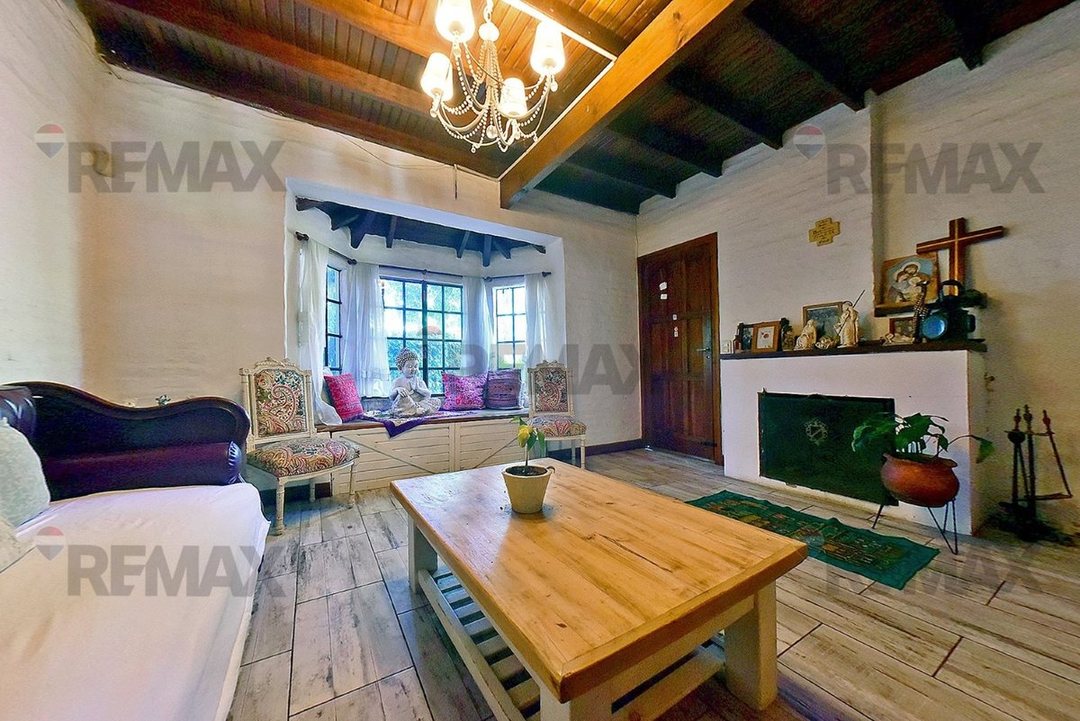 CASA 5 AMBIENTES BELLA VISTA APTO CRÉDITO PILETA