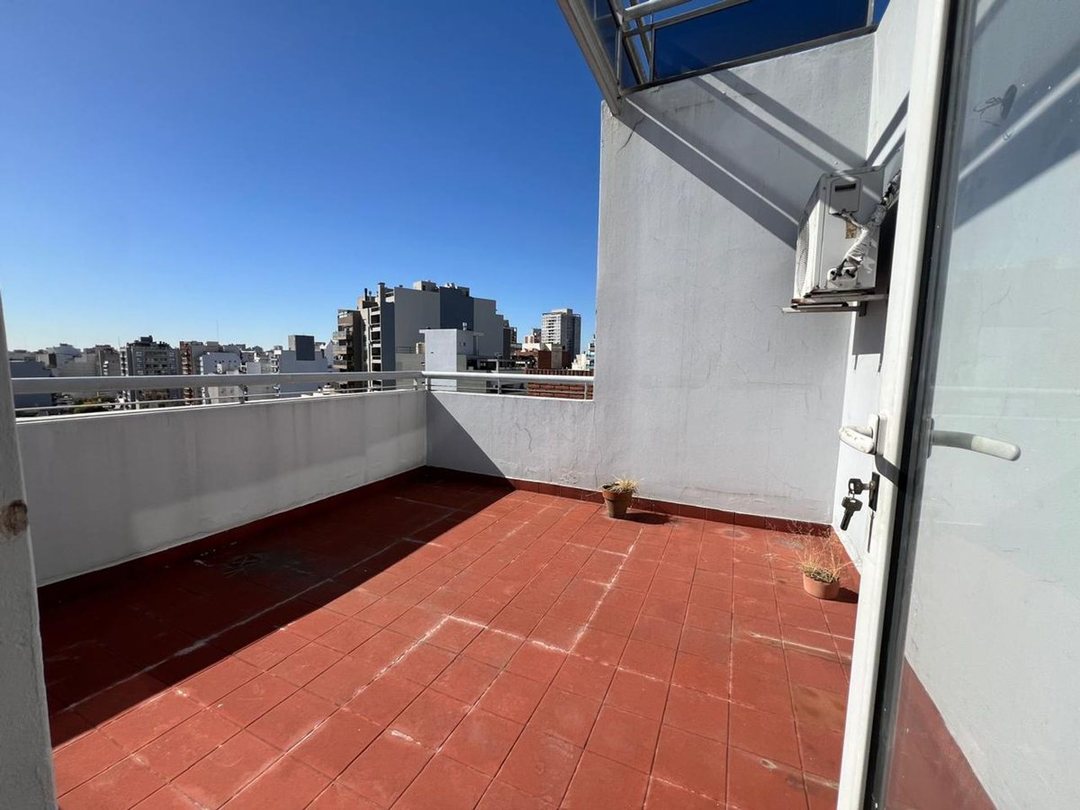 VENTA CABALLITO 2 AMB BALCON TERRAZA 2 BAÑOS BAULE