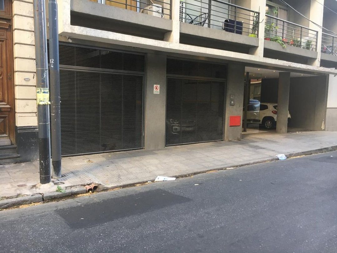 Venta Cochera cerca UADE/UAI/UBA