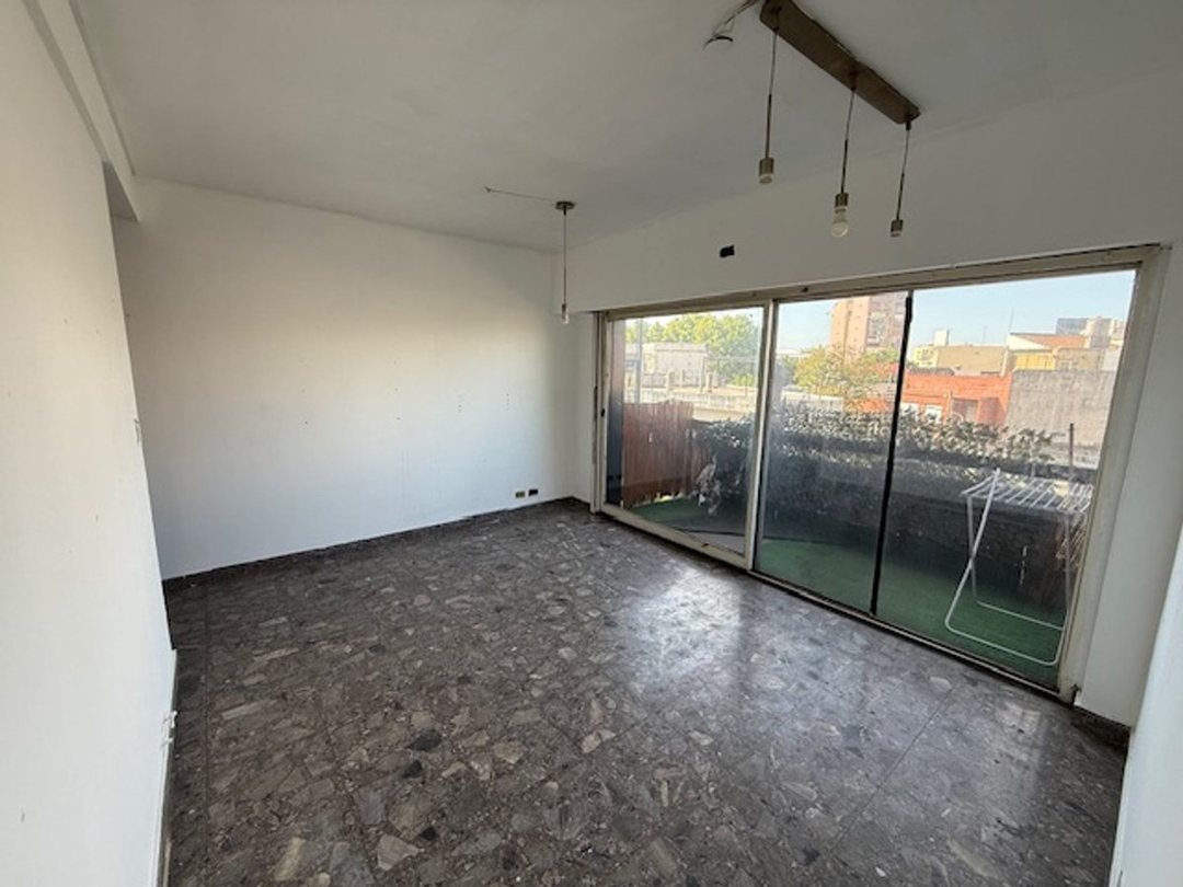 VENTA DEPARTAMENTO CUIDADELA 3 AMBIENTES C/ BALCON