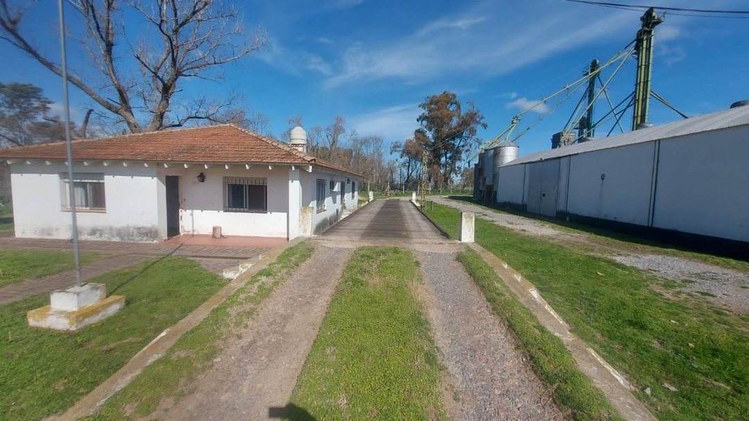PLANTA EN VENTA EN CAPITAN SARMIENTO