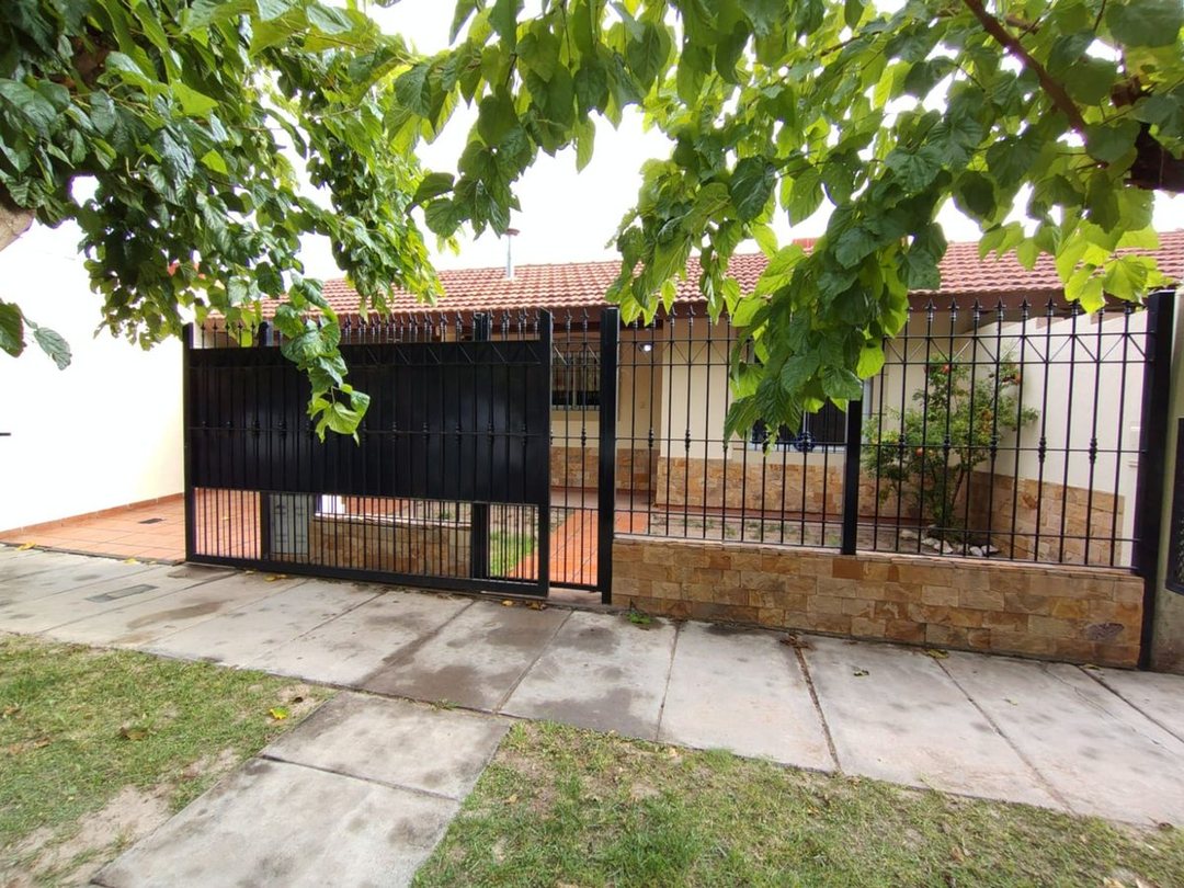 Se vende casa apta crédito en Lujan ,Mendoza