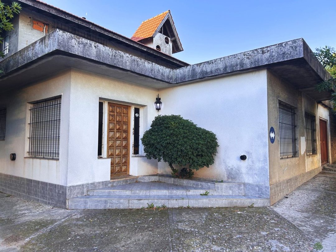 VENTA CASA 5 AMBIENTES EN VILLA BALLESTER