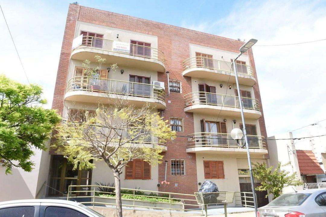 COCHERA VENTA LA PLATA